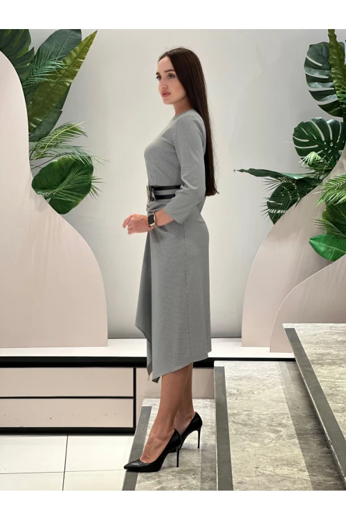 Modatalika Kadın Asimetrik Kesim Önü Büzgülü Pöti Kare Kemerli Elbise