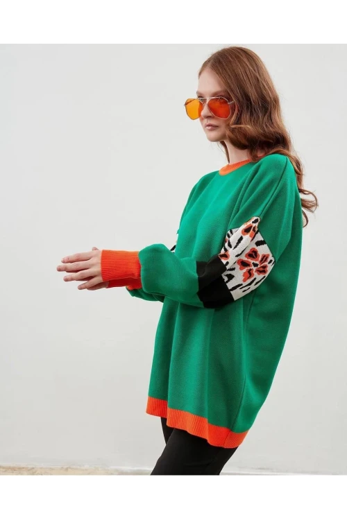 Modatalika Kadın Uzun Kollu Düz ve Kolları Desen Kombinli Oversize Triko Tunik