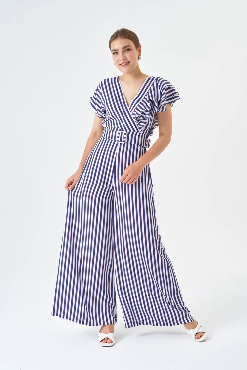 Fırfır Detaylı Bluz Ve Bol paça Pantolon Çizgili Kemerli Tulum