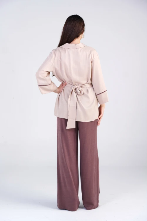 Trend Kadın Modern Tasarımı Ve Rahatlığıyla Tarzınıza Sofistike Bir Dokunuş Katıyor.