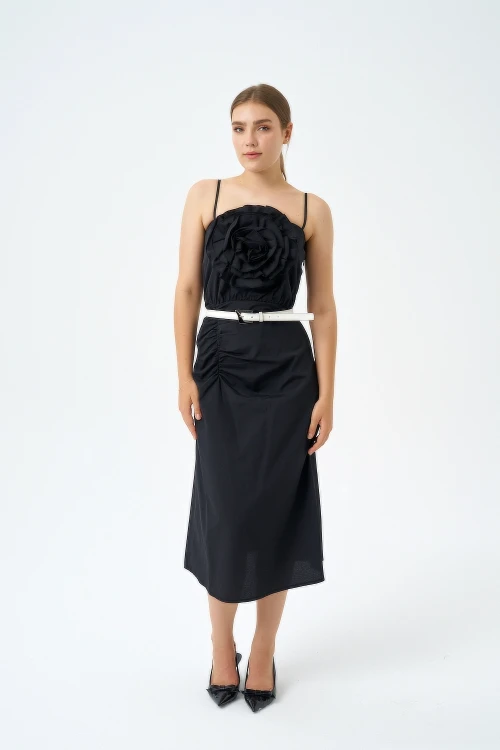 Trend Kadınl Yeni Sezon Pamuk Kumaş Midi Boy Gül Ve Kemer Detaylı Askılı Elbise