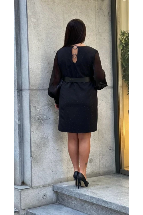 Trend Kadın Büyük Beden Elbise Kırmızıyla Cesur, Siyahla Asil: Seçim Sizin!