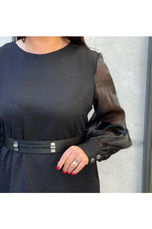 Trend Kadın Büyük Beden Elbise Kırmızıyla Cesur, Siyahla Asil: Seçim Sizin!