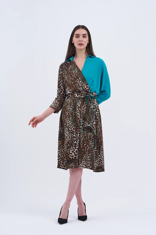 Trend Kadın Leopar desenli ve turkuaz detaylı şık elbisemiz!