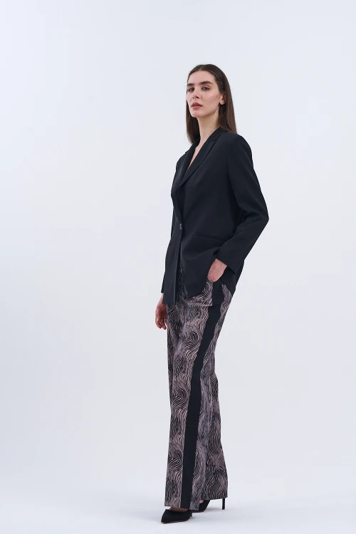 Trend Kadın Şıklığın Ve Zarafetin Buluştuğu Ceket Pantolon İkili Takımımızla Tanışın