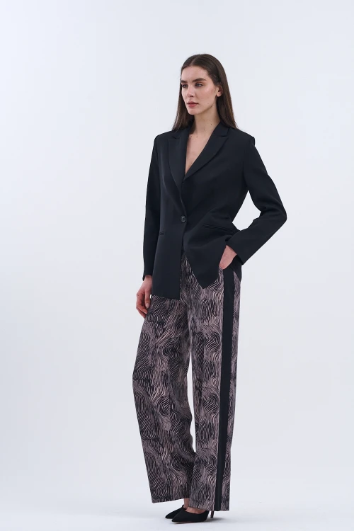 Trend Kadın Şıklığın Ve Zarafetin Buluştuğu Ceket Pantolon İkili Takımımızla Tanışın