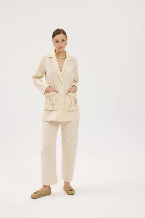 Zamansız şıklık, maksimum konfor: İkili keten takım ile stilinizi baştan yaratın!