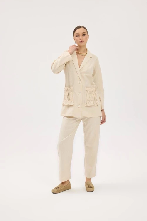 Zamansız şıklık, maksimum konfor: İkili keten takım ile stilinizi baştan yaratın!